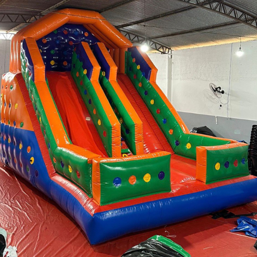 Tobogã Médio com Duas Quedas